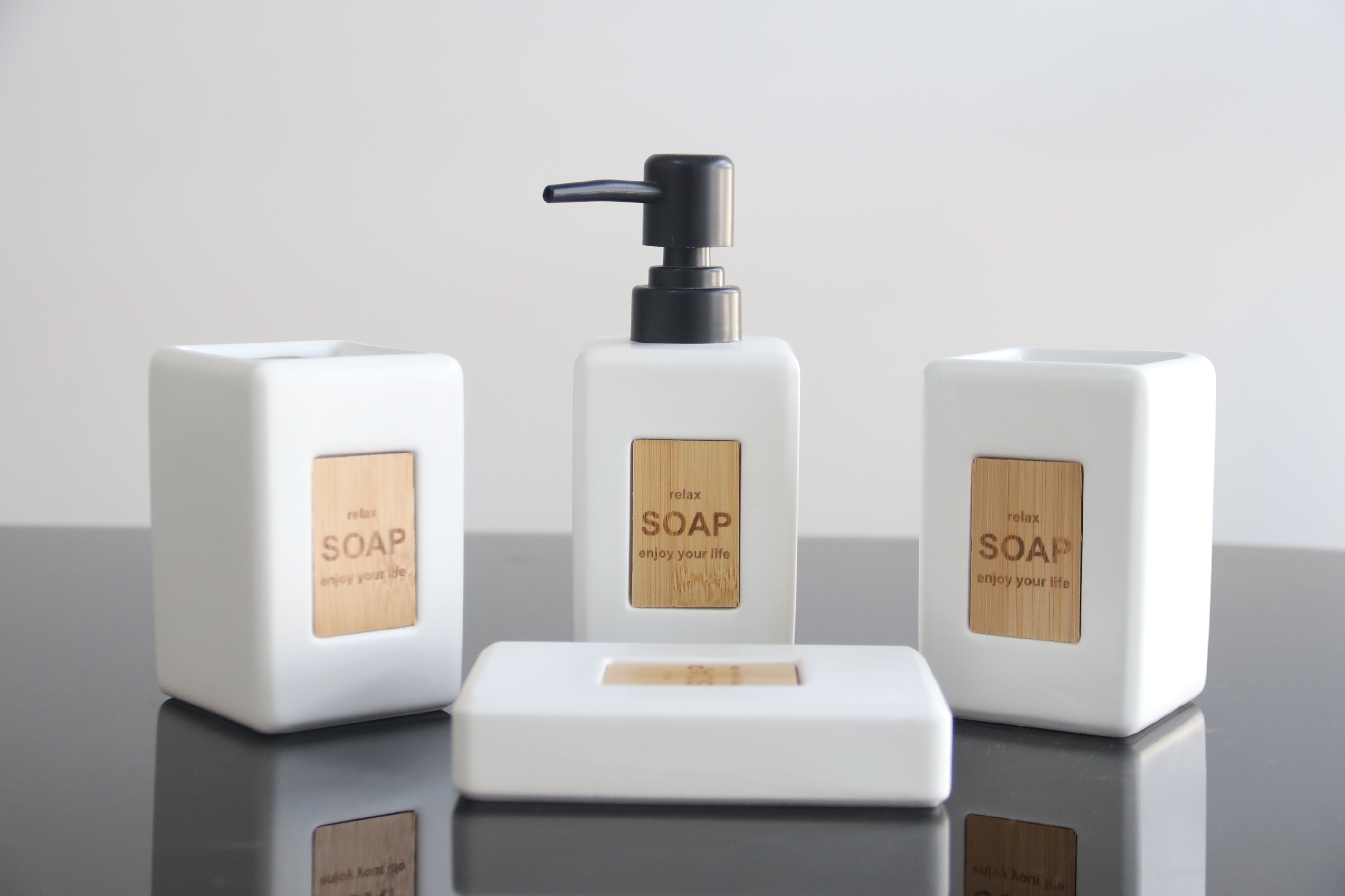 Accessoire de Salle de Bain en Céramique (LTF-16-11)