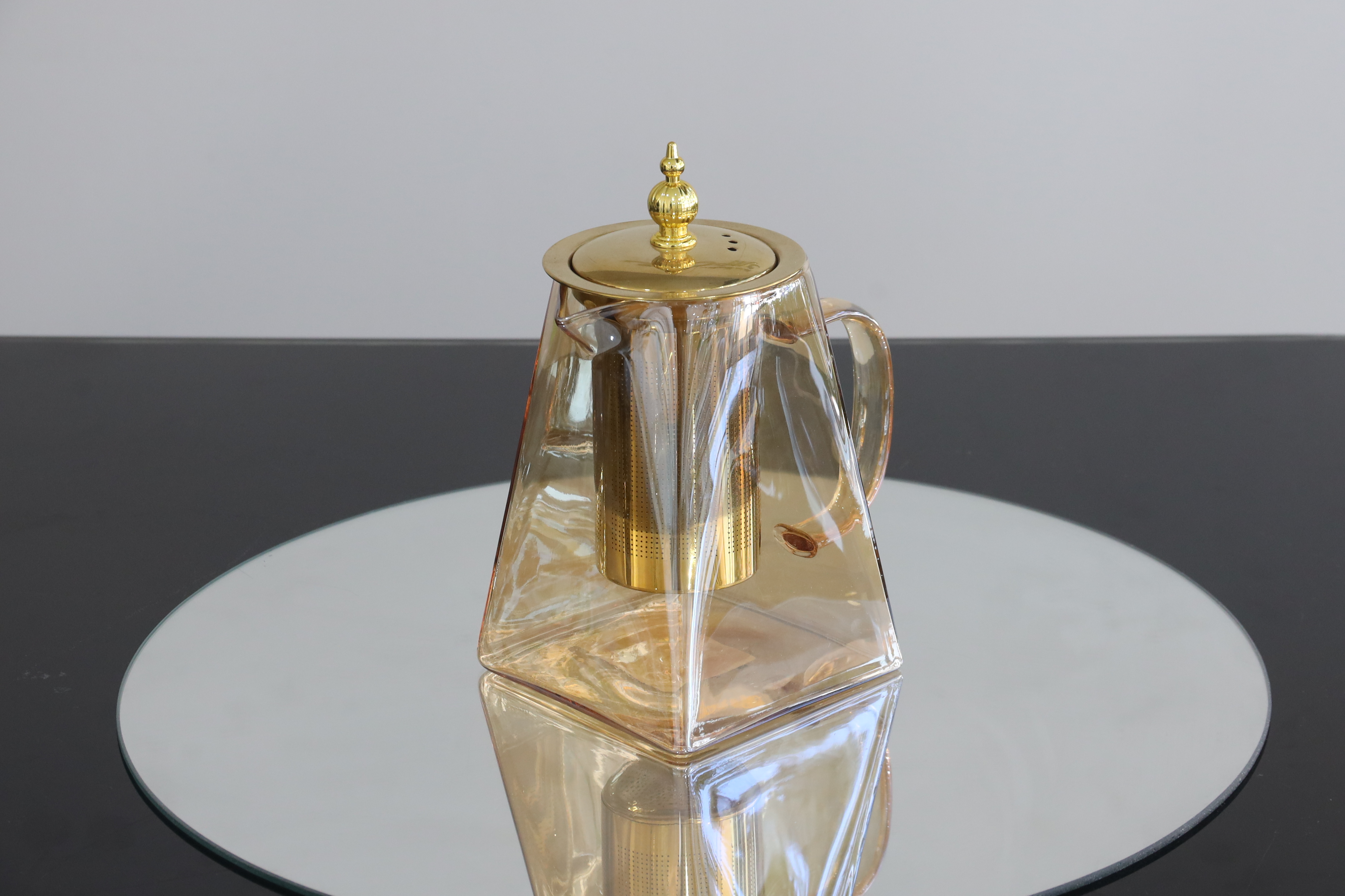 Théière en verre